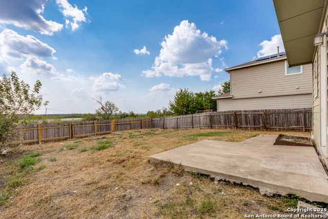 Listing photo id 22 for 11812 Lima  