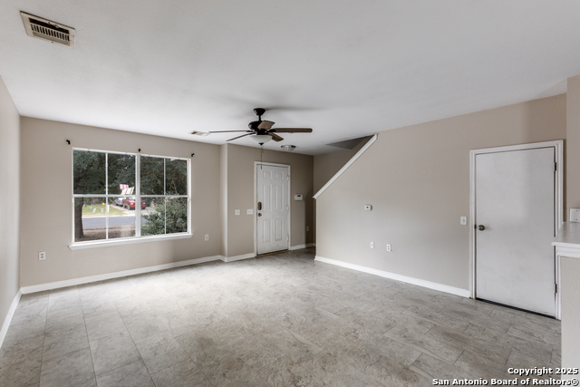 Listing photo id 2 for 11812 Lima  