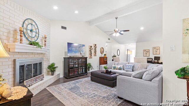 Image 10 of 57 For 3704 Scenic Dr.