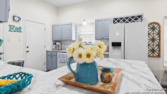 Image 16 of 57 For 3704 Scenic Dr.