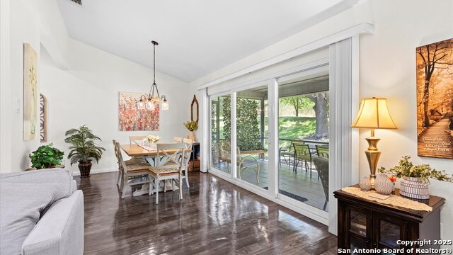 Image 8 of 57 For 3704 Scenic Dr.