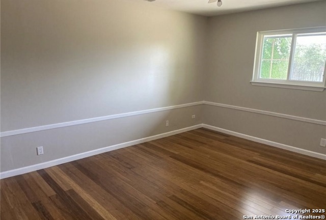 Image 9 of 23 For 200 Uecker