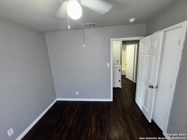 Image 6 of 11 For 830 Hutchins W 11