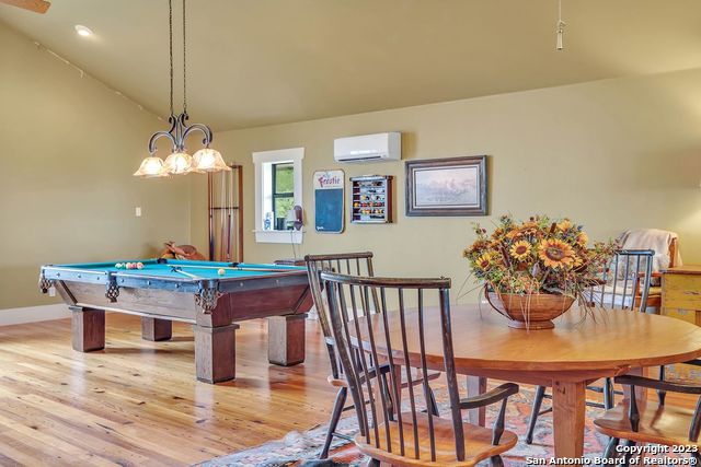 Image 28 of 42 For 16547 Gable Rd E