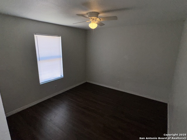 Image 6 of 12 For 830 Hutchins W 6