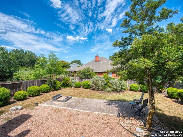 Image 22 of 24 For 24722 Crescent Run