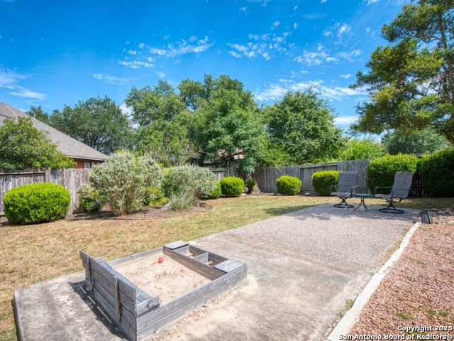 Image 23 of 24 For 24722 Crescent Run