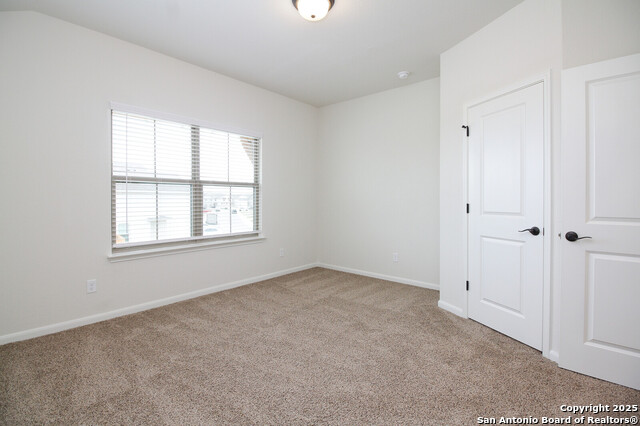 Image 14 of 16 For 13910 Enzo Gate  102