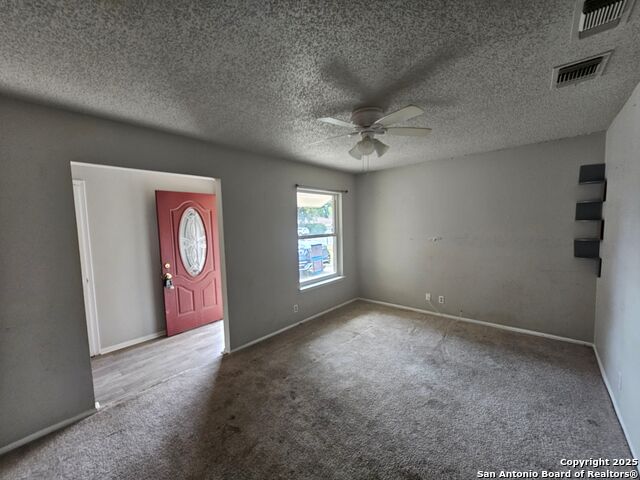 Image 2 of 14 For 7501 Leafy Hollow