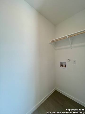 Image 17 of 66 For 9183 Colonel Trail