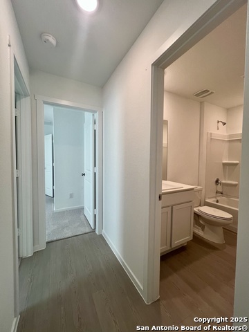 Image 30 of 66 For 9183 Colonel Trail