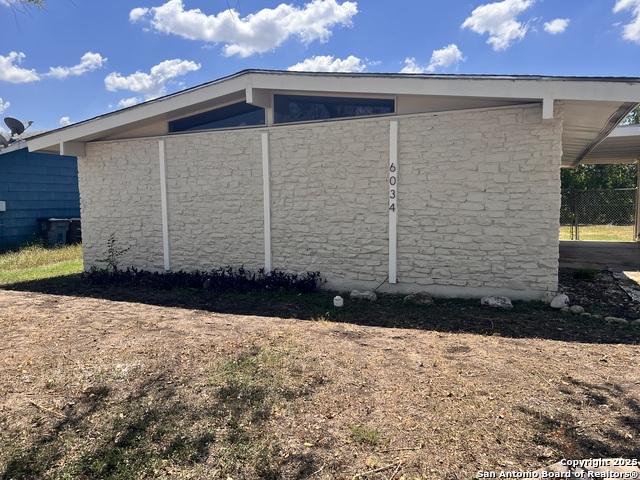 Image 1 of 13 For 6034 Pine Valley