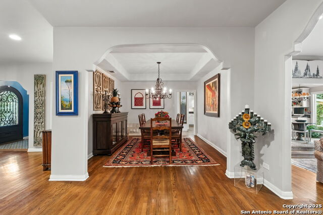 Listing photo id 9 for 620 Mandalay E