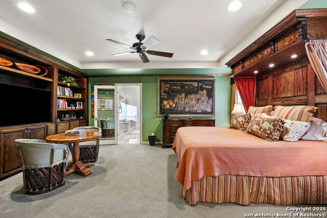 Listing photo id 25 for 620 Mandalay E