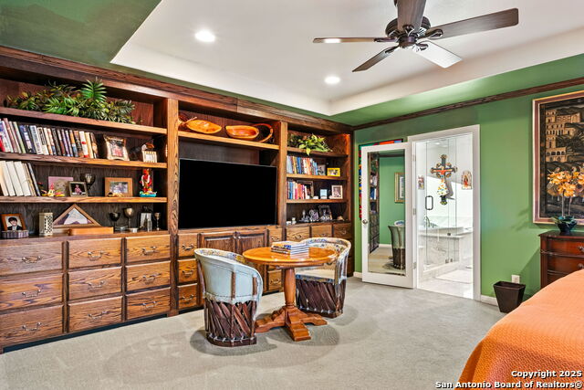 Listing photo id 26 for 620 Mandalay E