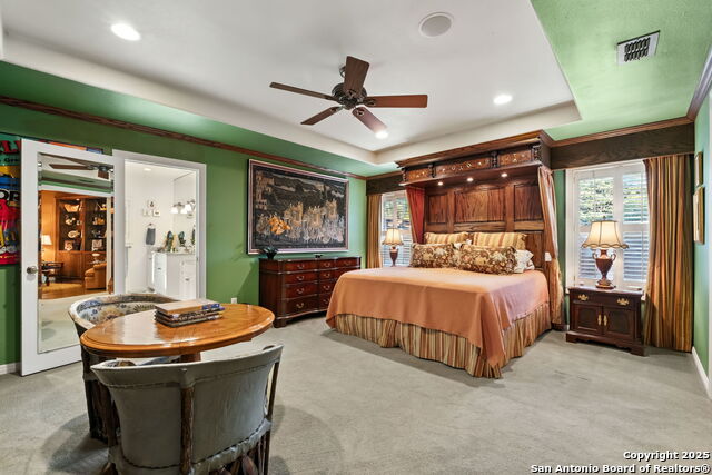 Listing photo id 27 for 620 Mandalay E