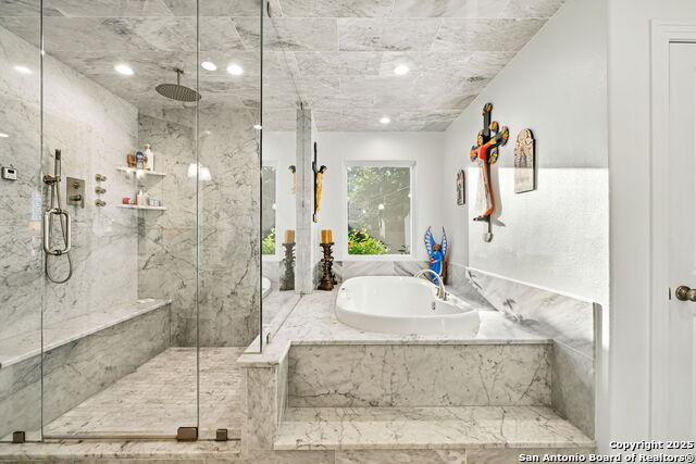 Listing photo id 30 for 620 Mandalay E