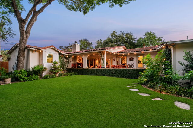 Listing photo id 46 for 620 Mandalay E