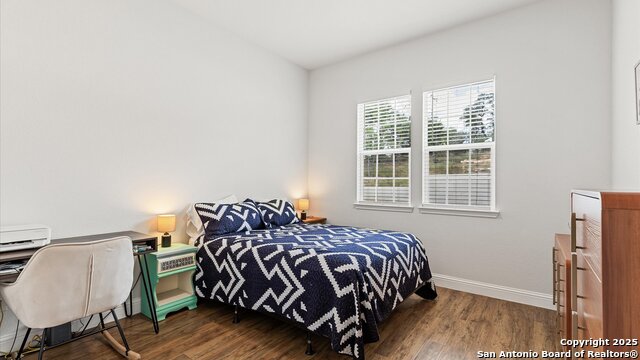 Image 21 of 42 For 3225 Hawthorne Rd.