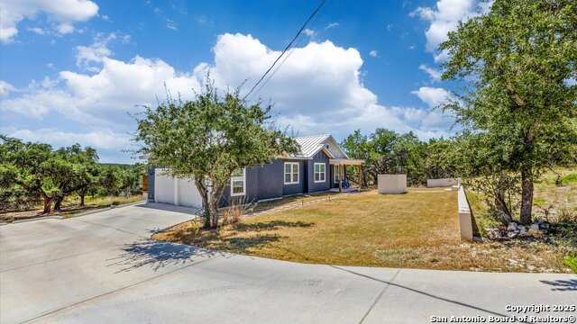 Image 3 of 42 For 3225 Hawthorne Rd.