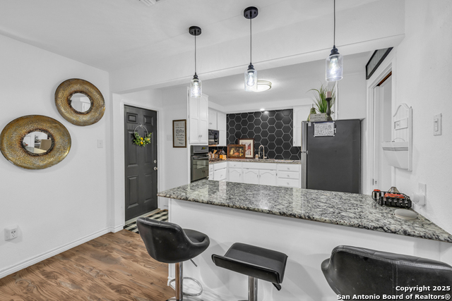 Image 11 of 34 For 966 Baker