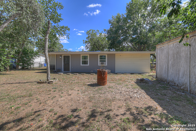 Image 31 of 34 For 966 Baker