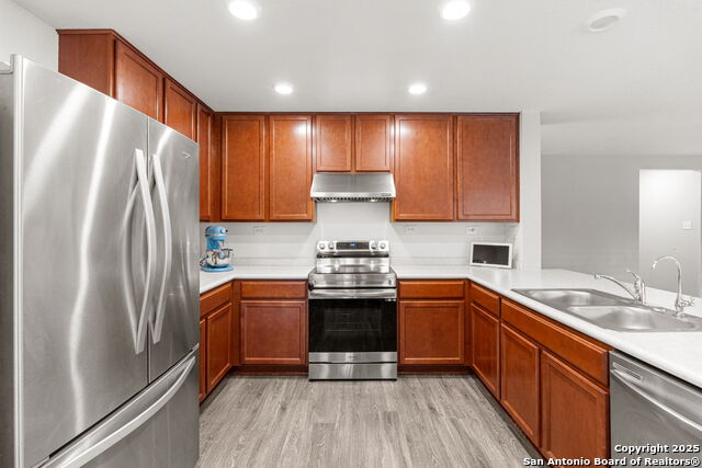 Image 11 of 50 For 7814 Blackhawk