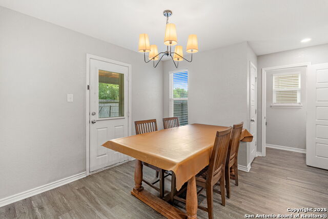 Image 15 of 50 For 7814 Blackhawk