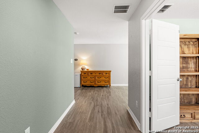 Image 19 of 50 For 7814 Blackhawk