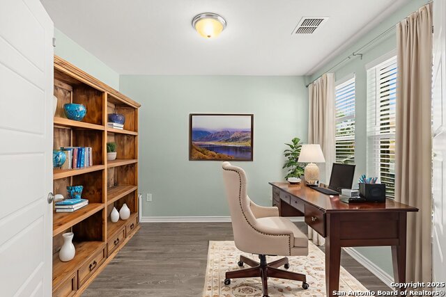 Image 24 of 50 For 7814 Blackhawk