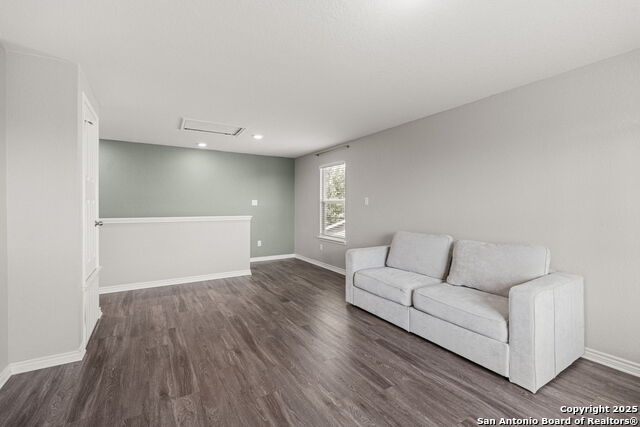 Image 32 of 50 For 7814 Blackhawk