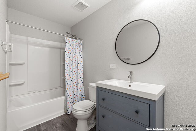 Image 39 of 50 For 7814 Blackhawk