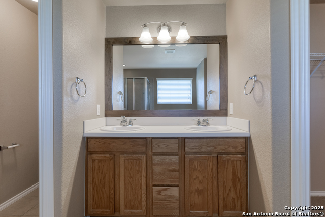 Image 32 of 36 For 2719 Night Star