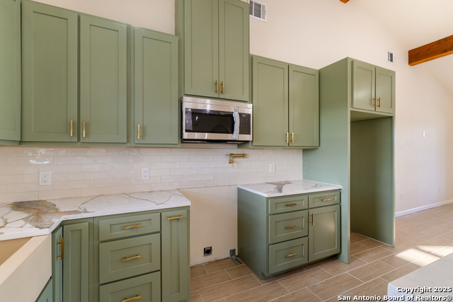 Image 11 of 25 For 16935 Rancho Escondido