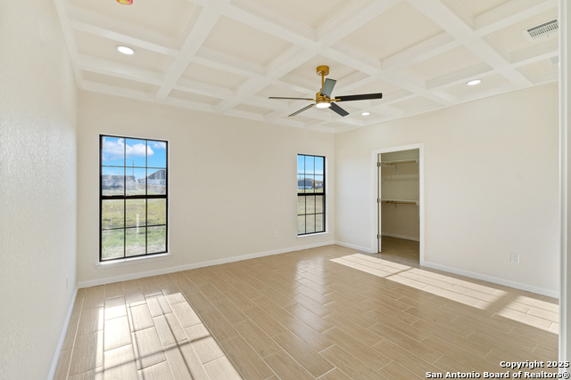 Image 19 of 25 For 16935 Rancho Escondido