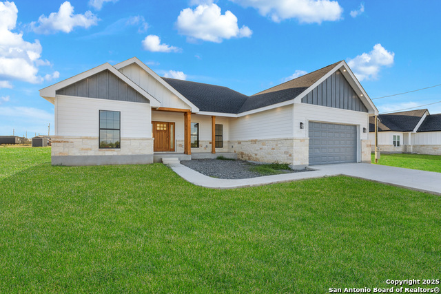 Image 2 of 25 For 16935 Rancho Escondido