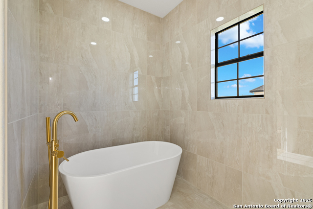 Image 22 of 25 For 16935 Rancho Escondido