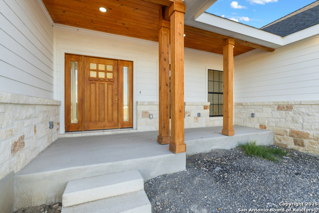 Image 4 of 25 For 16935 Rancho Escondido