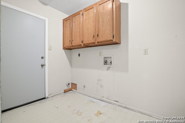 Image 29 of 32 For 2927 Low Oak St