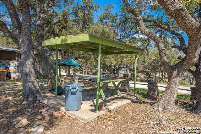 Image 12 of 33 For 474 Ridgehaven Street