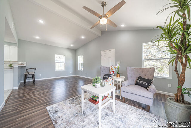Image 3 of 33 For 474 Ridgehaven Street