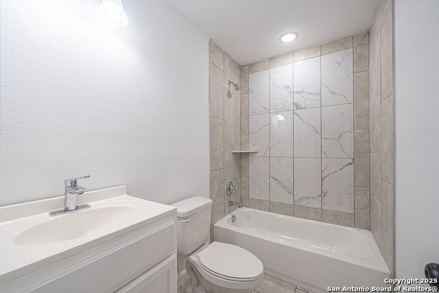Image 33 of 33 For 474 Ridgehaven Street