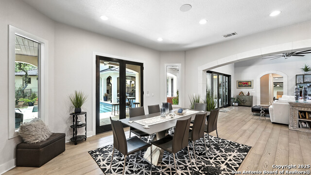 Listing photo id 16 for 8614 Wild Wind
