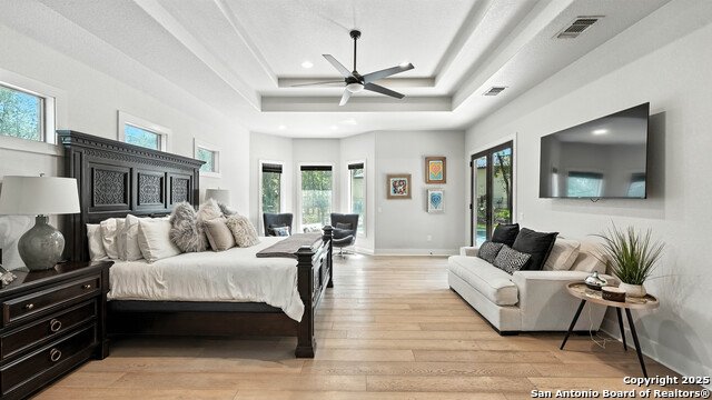 Listing photo id 19 for 8614 Wild Wind