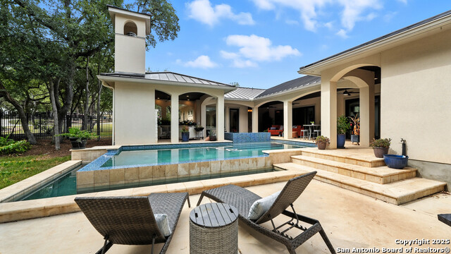Listing photo id 41 for 8614 Wild Wind