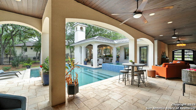 Listing photo id 42 for 8614 Wild Wind