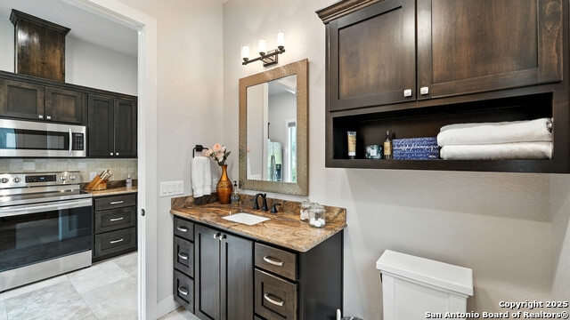 Listing photo id 45 for 8614 Wild Wind