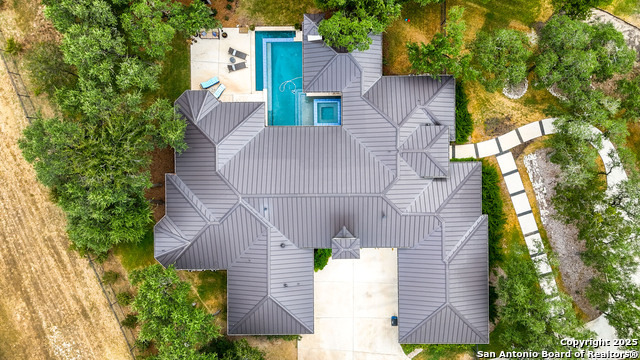 Listing photo id 48 for 8614 Wild Wind