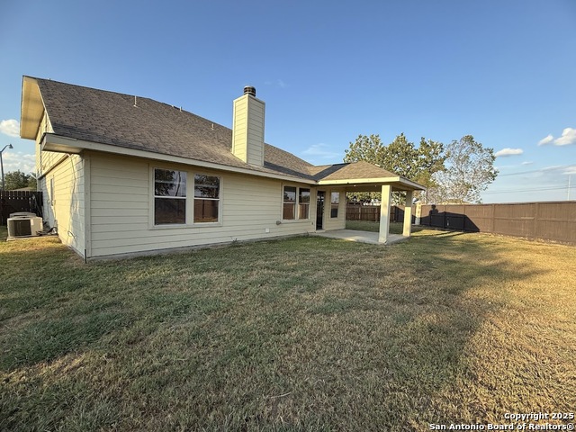 Listing photo id 34 for 570 Roadrunner