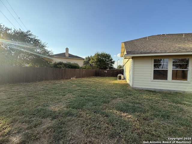 Listing photo id 36 for 570 Roadrunner